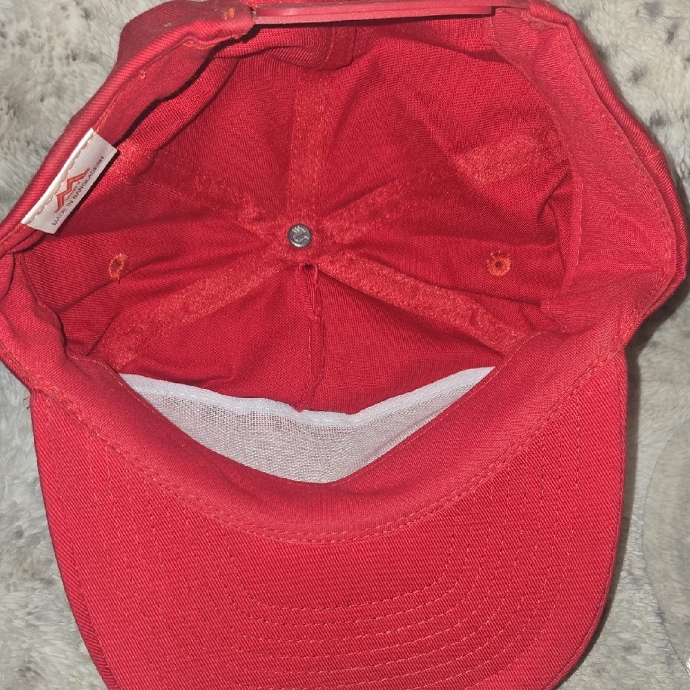 Red Men's Cap - Picture 5 of 9